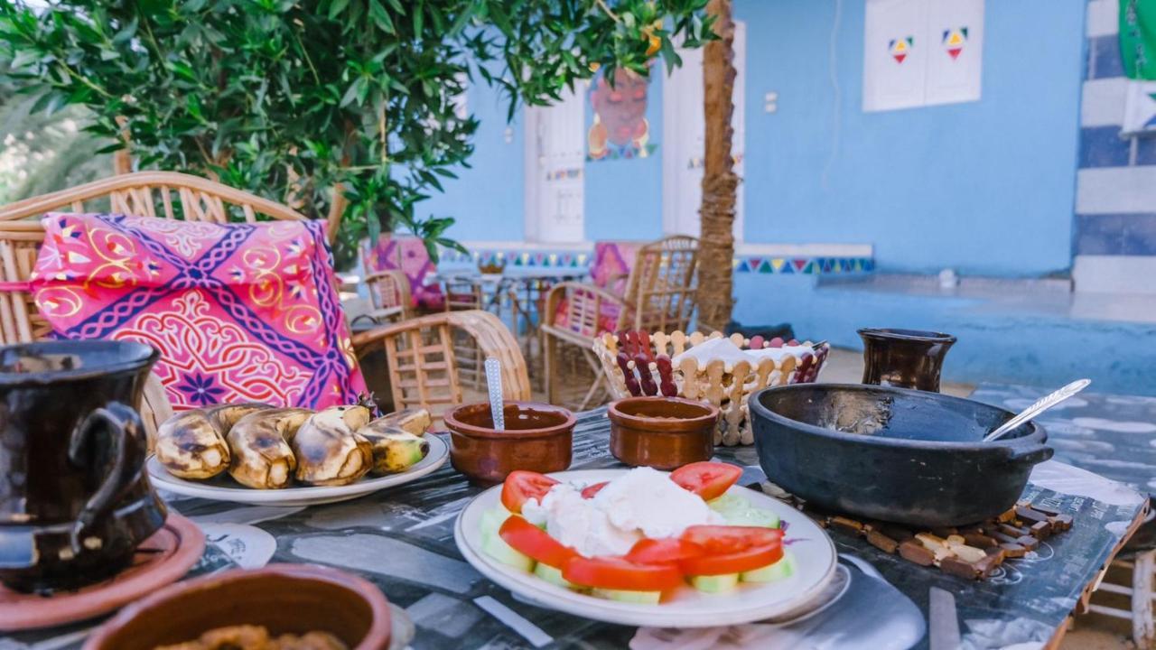 אסואן Kafana Guest House Nile View מראה חיצוני תמונה