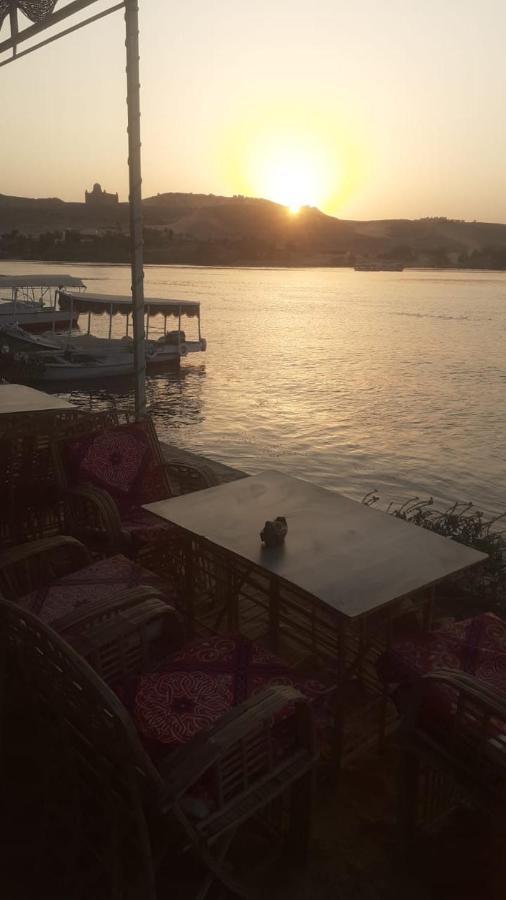 אסואן Kafana Guest House Nile View מראה חיצוני תמונה